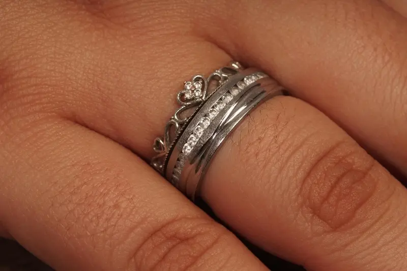 como limpar aliança de aço